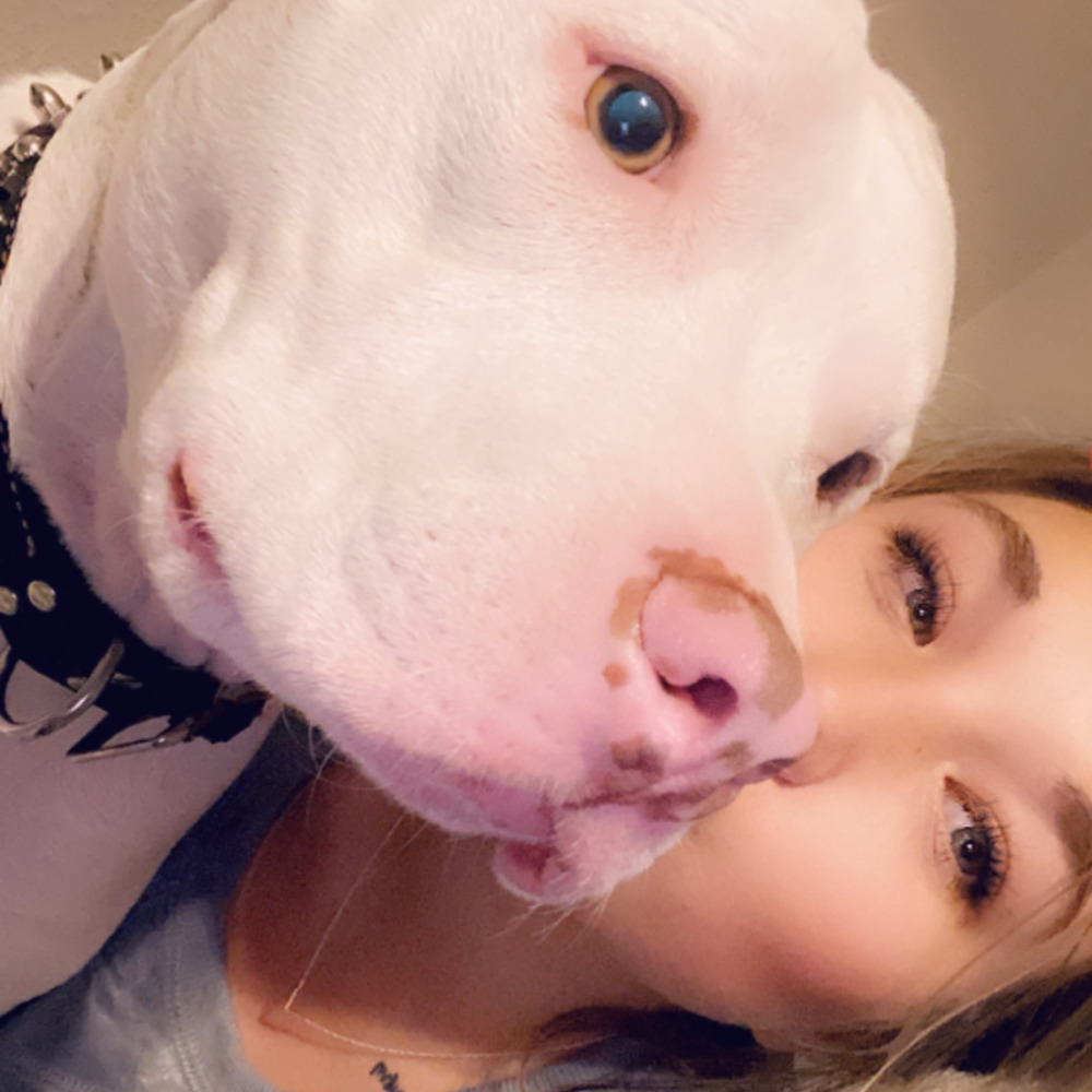 Meet your Posher, Alana